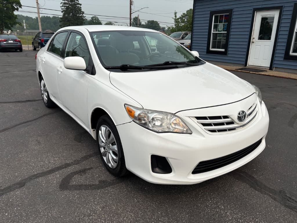 Photo 2 of 2013 Toyota Corolla LE