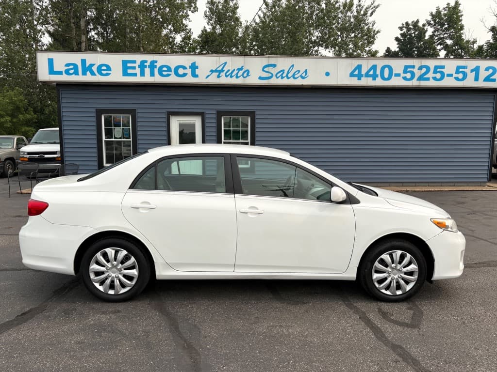 Photo 1 of 2013 Toyota Corolla LE