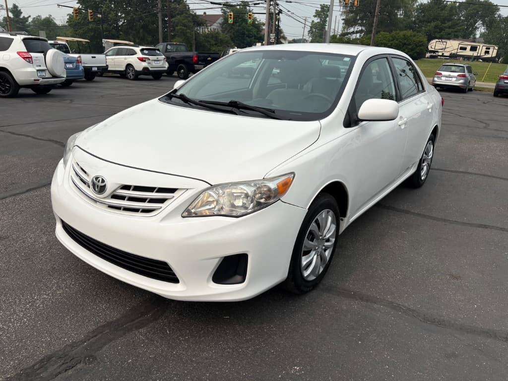 Photo 4 of 2013 Toyota Corolla LE