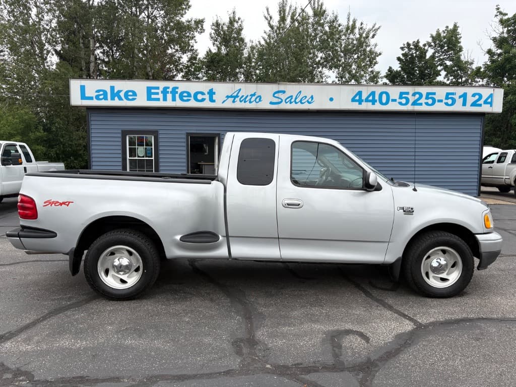 Photo 1 of 2000 Ford F-150 XLT