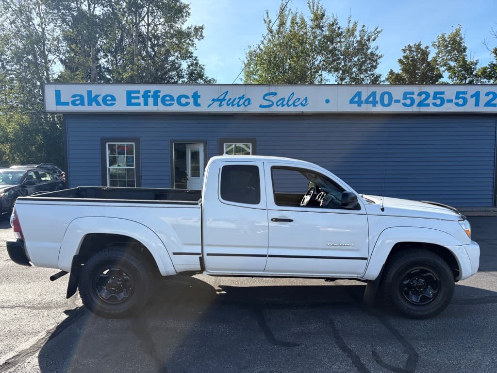 2009 Toyota Tacoma V6 - Main Image