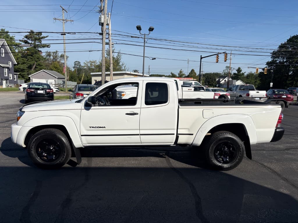 2009 Toyota Tacoma V6 - Image 5