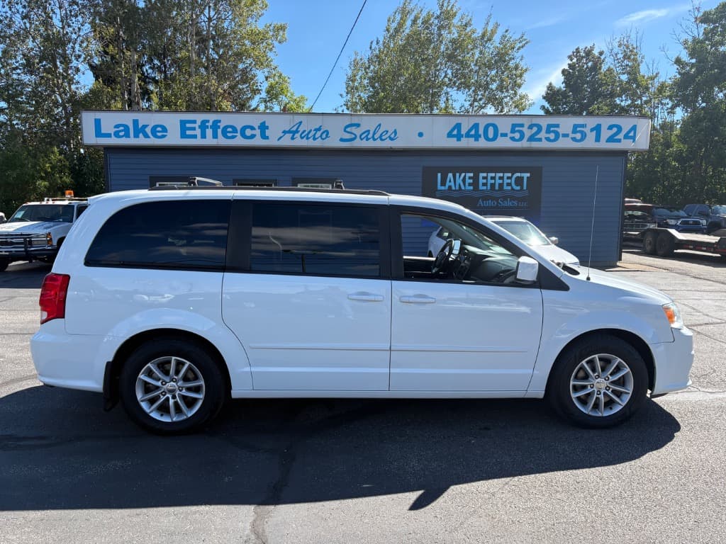Photo 1 of 2014 Dodge Grand Caravan SXT