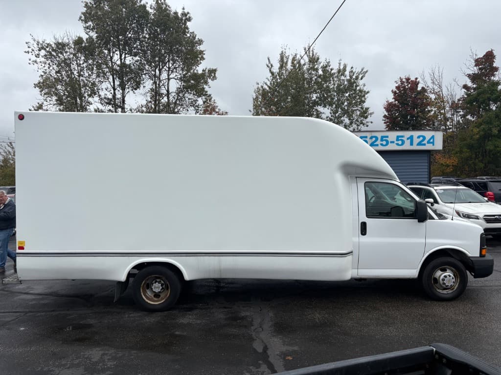 Photo 1 of 2016 Chevrolet Express 3500